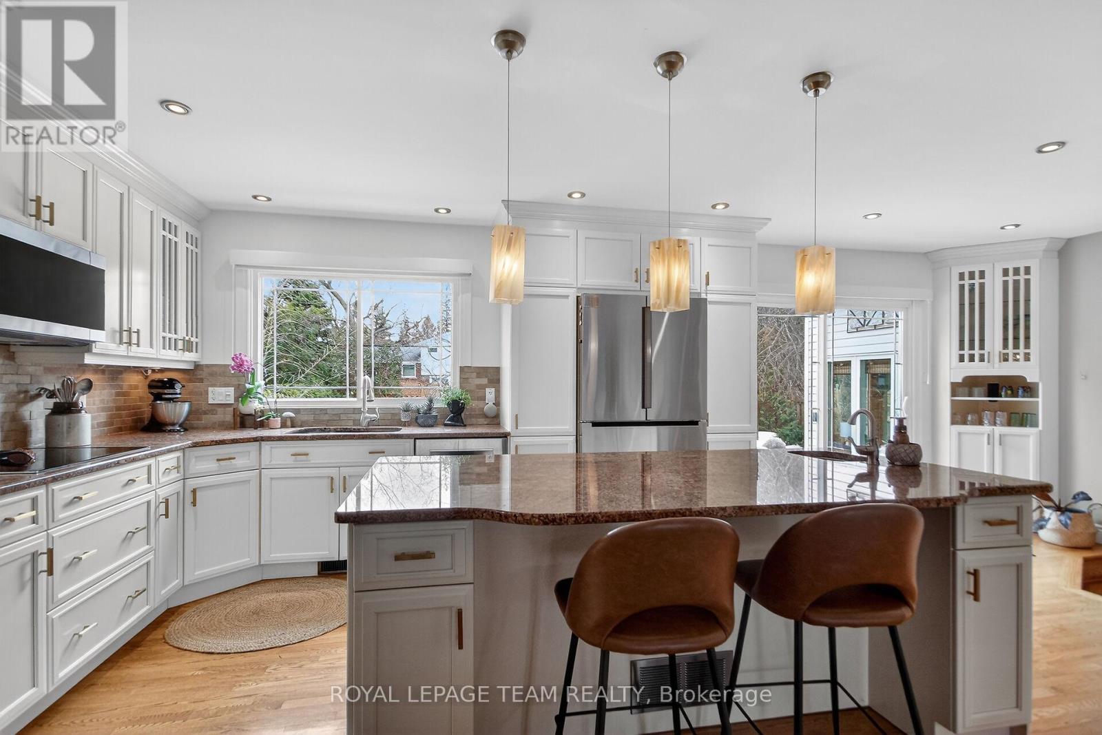 998 Harkness Avenue Avenue