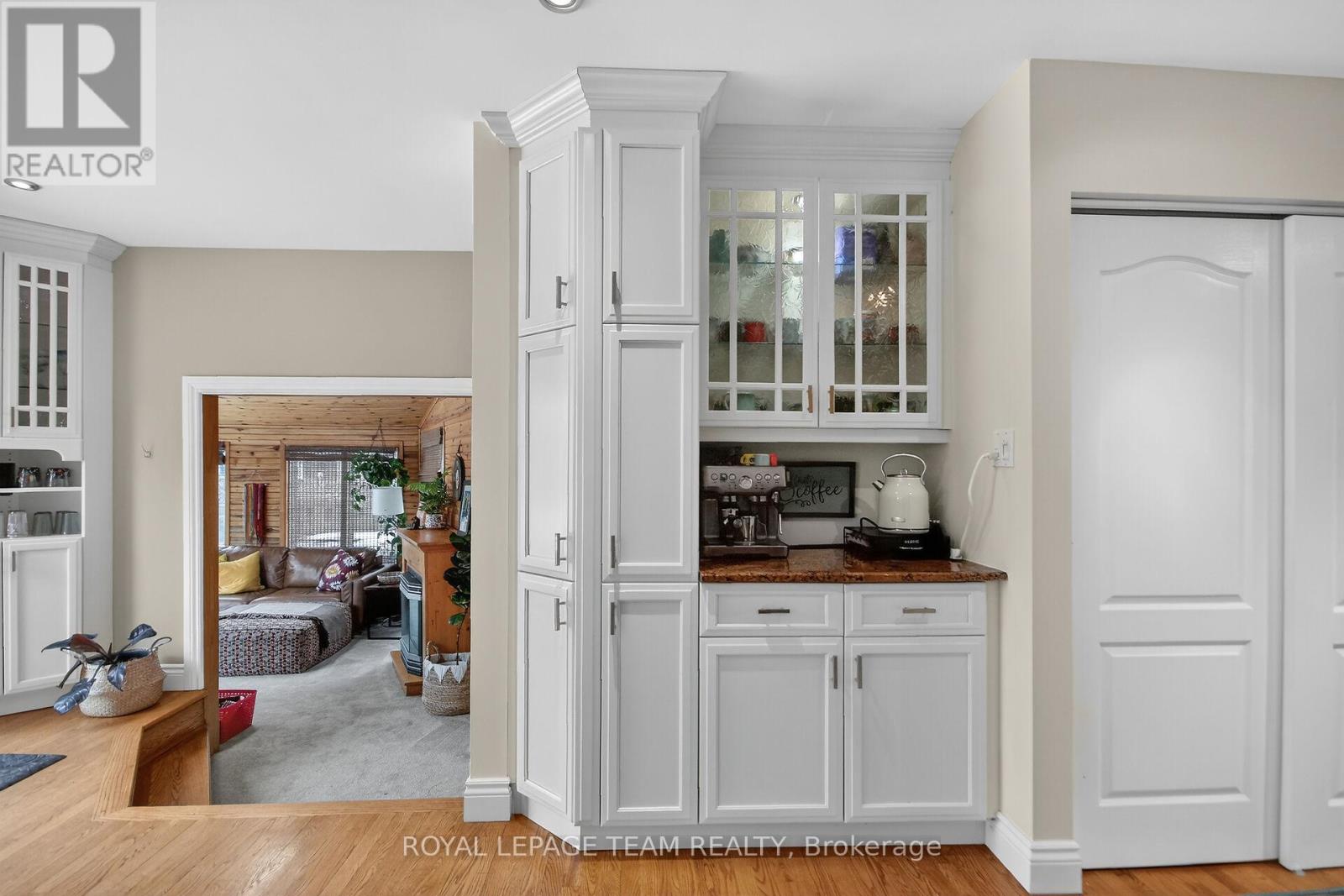 998 Harkness Avenue Avenue