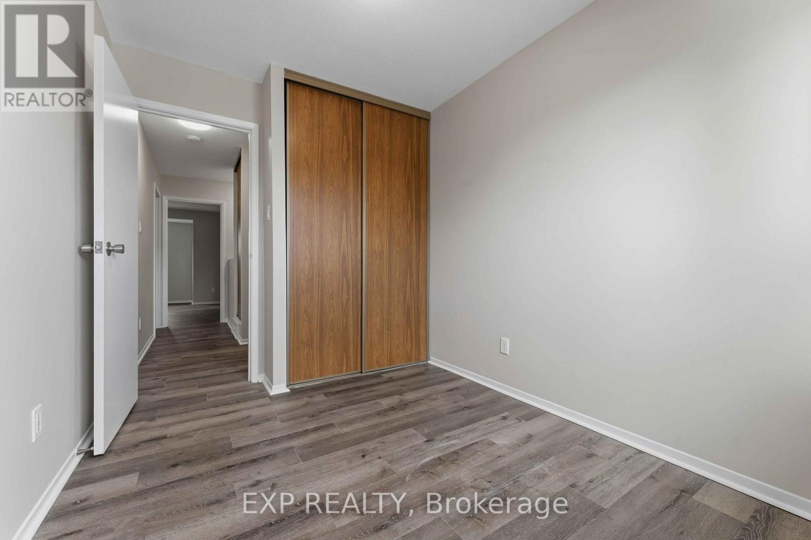 25 - 2659 Pimlico Crescent