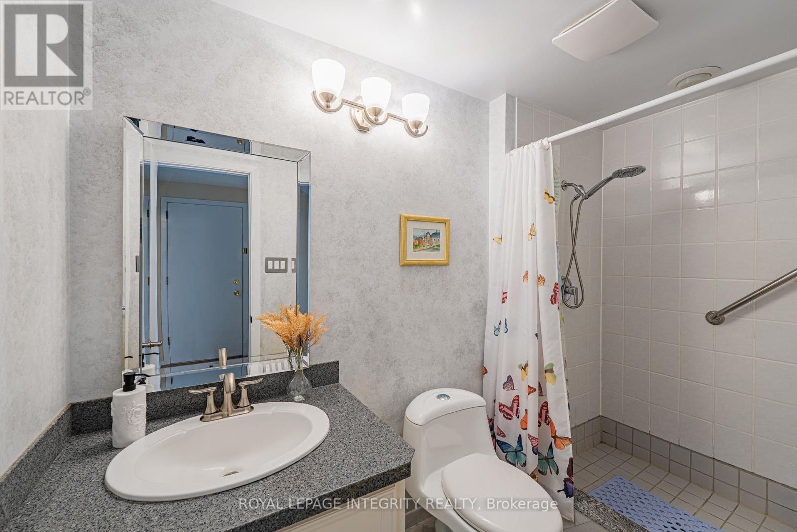 664 Glenhurst Crescent