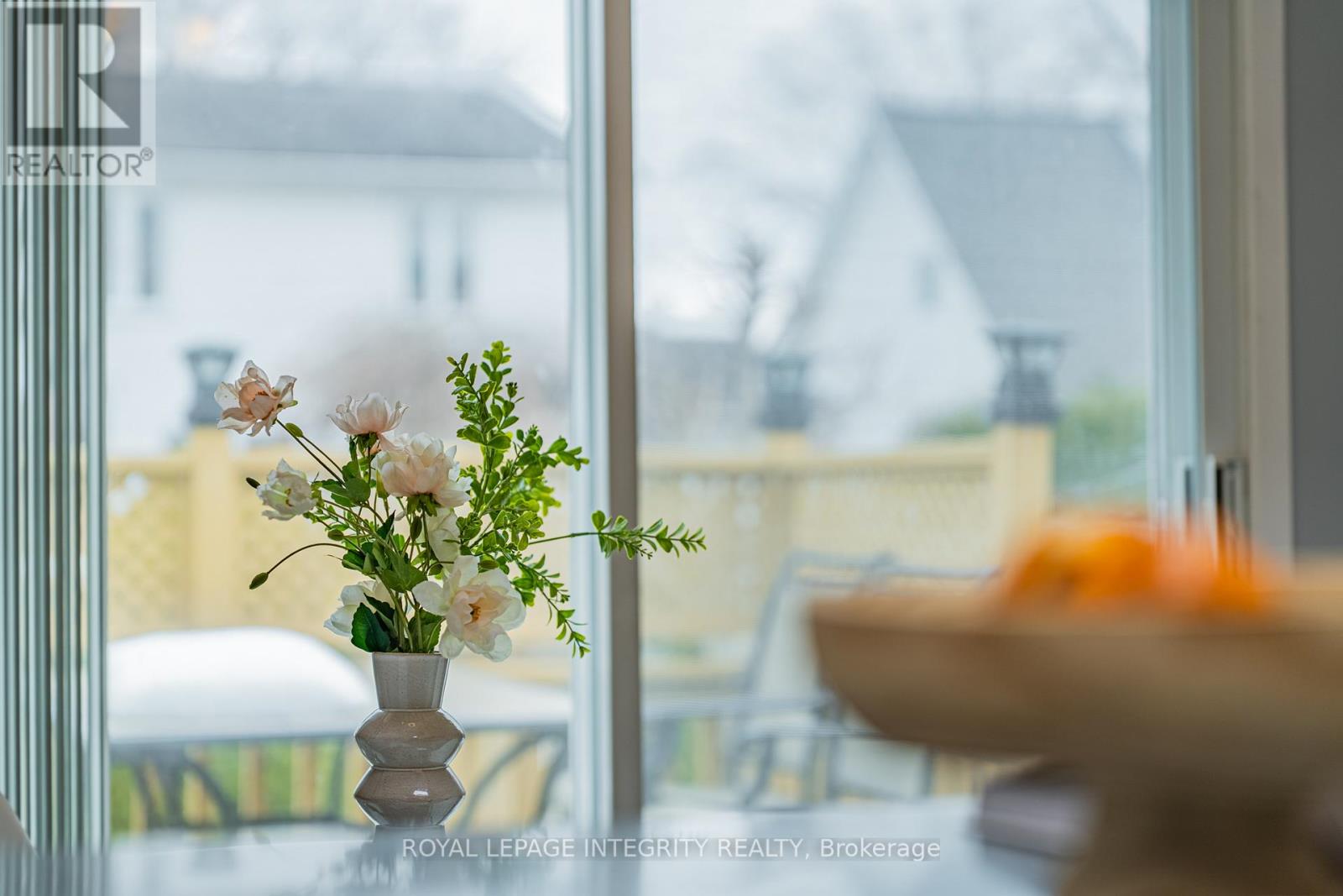 664 Glenhurst Crescent