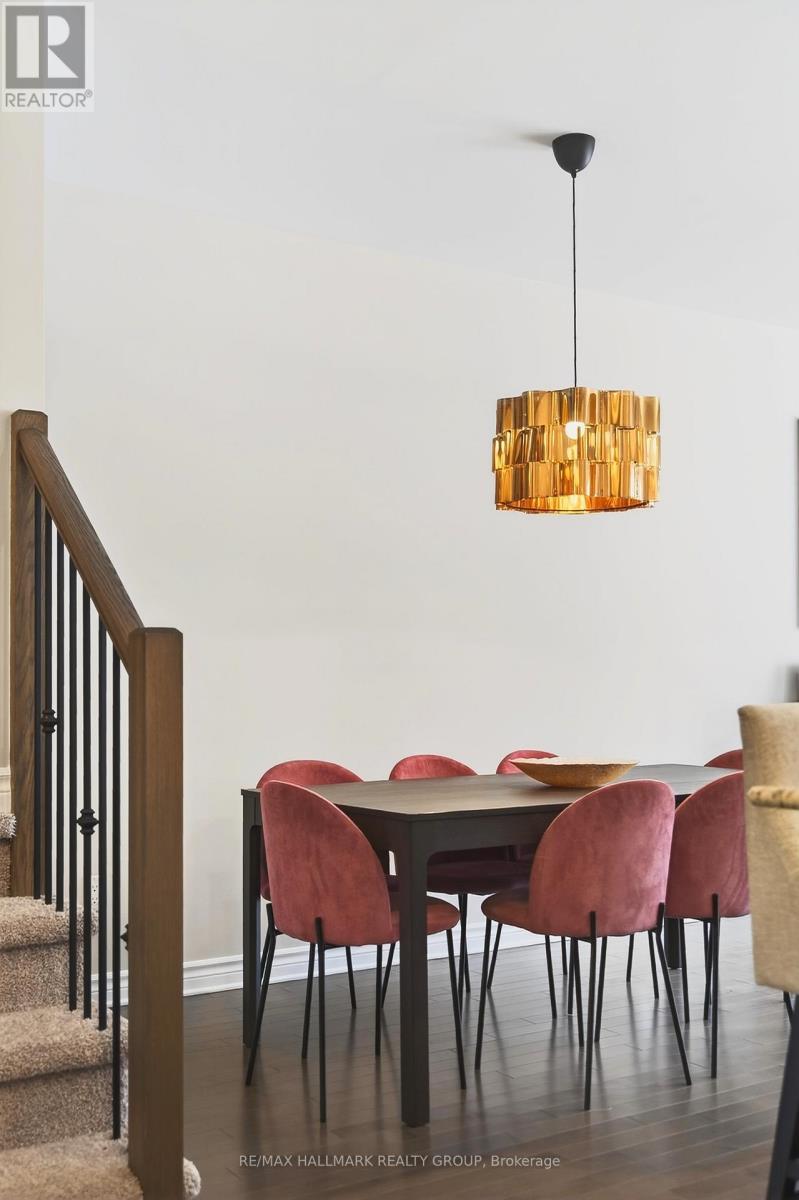 60 Jardiniere Street