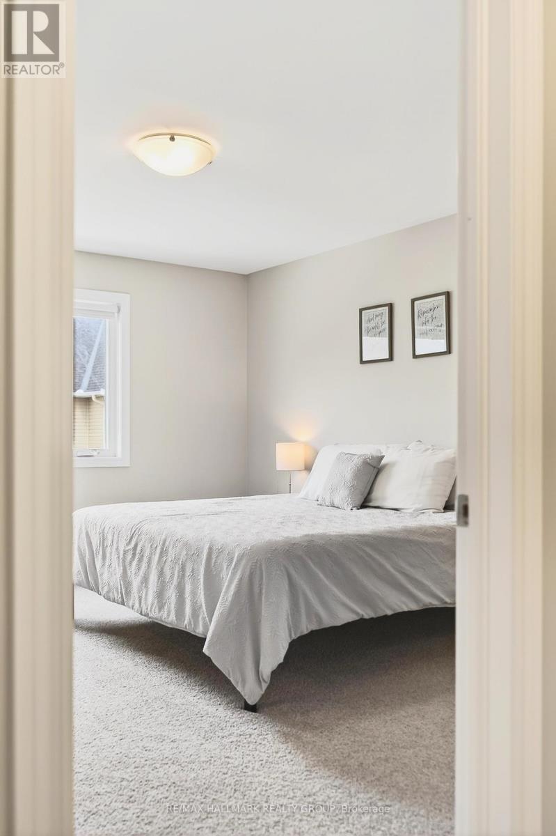 60 Jardiniere Street