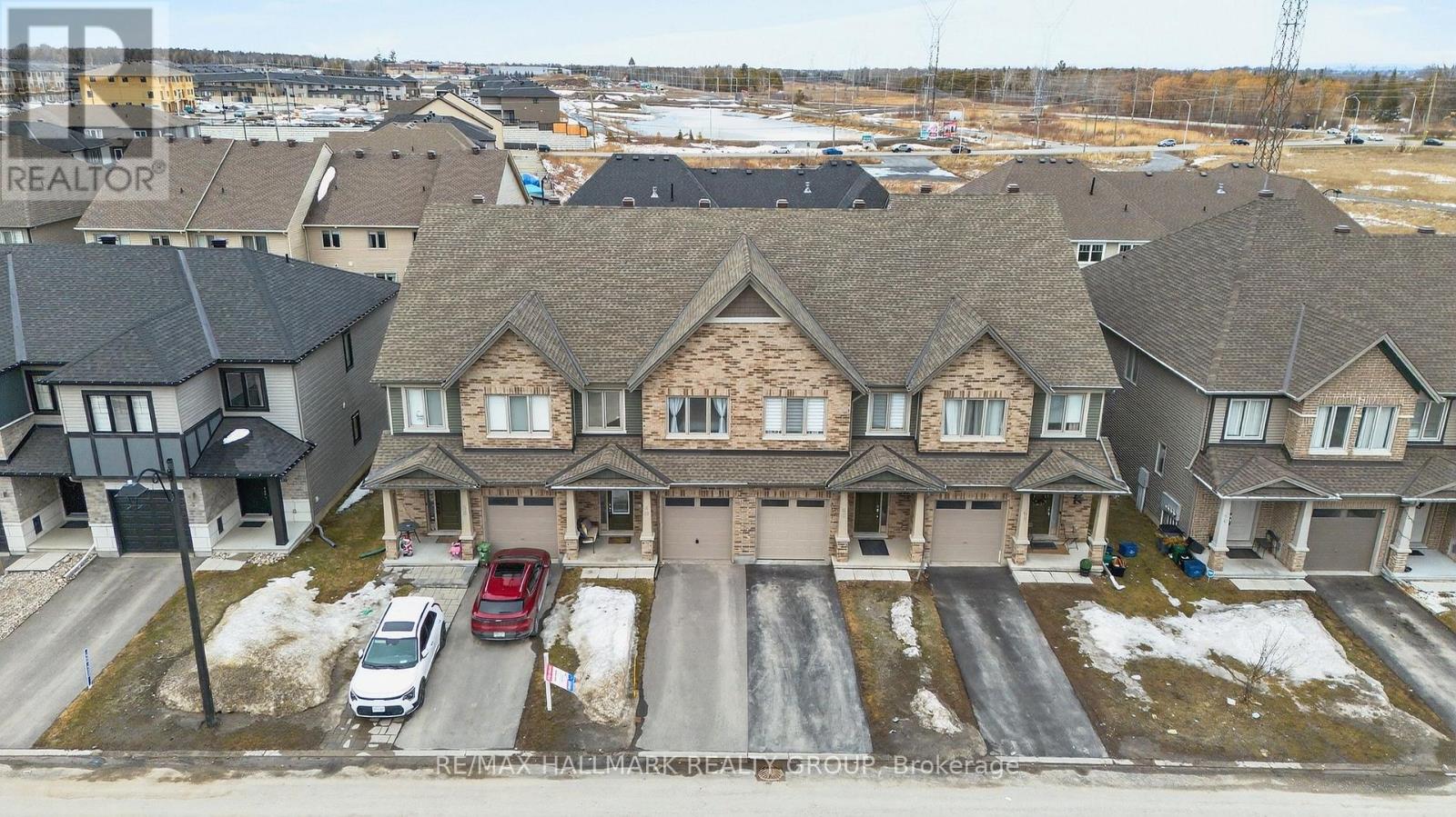 60 Jardiniere Street