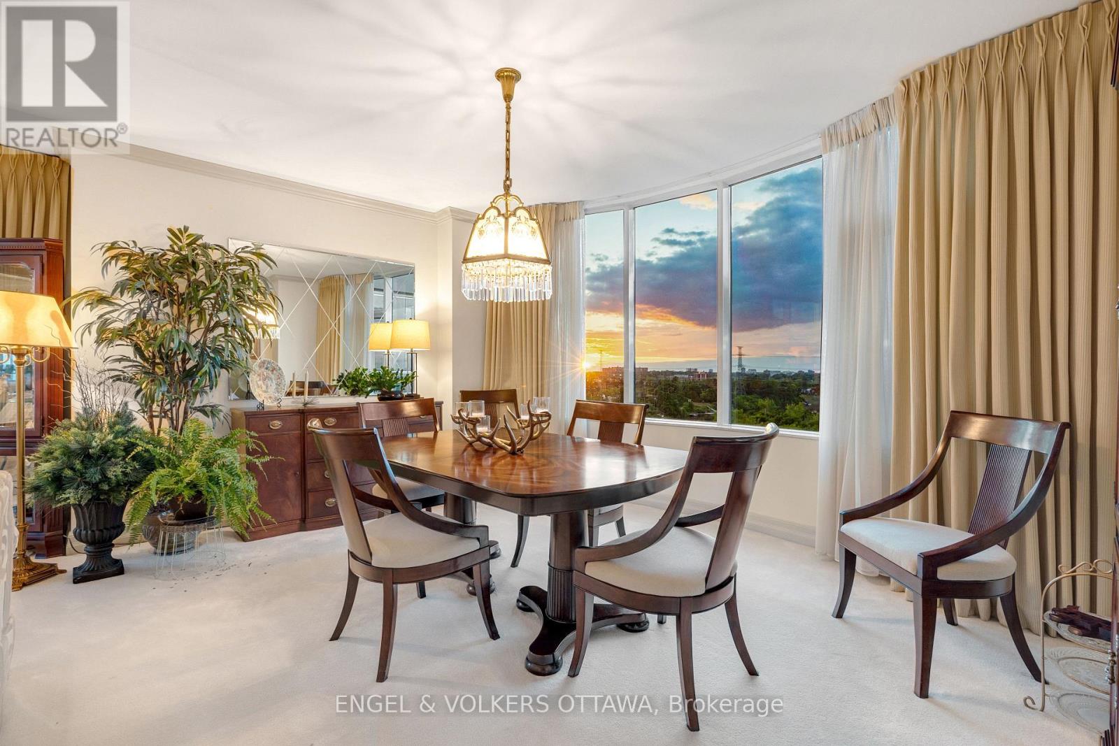 903 - 3590 Rivergate Way