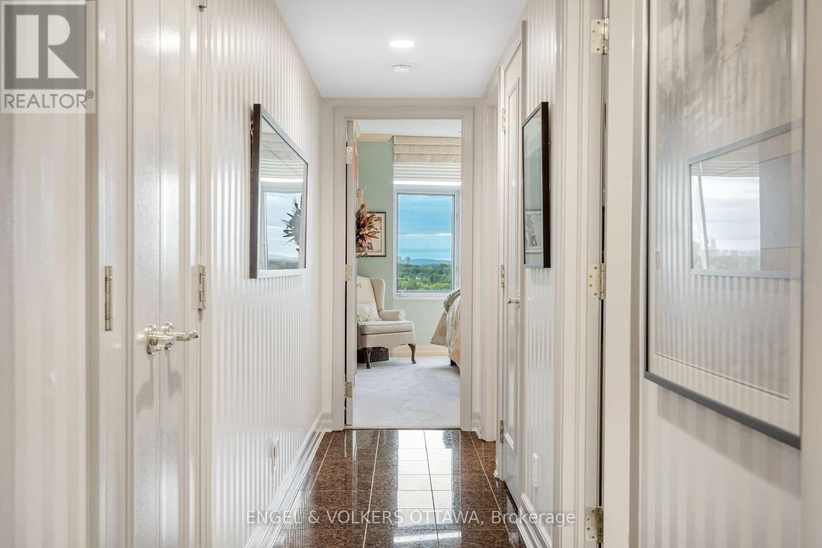 903 - 3590 Rivergate Way