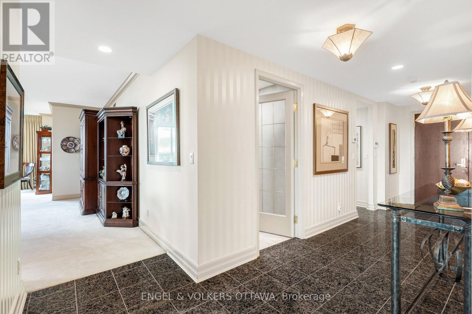 903 - 3590 Rivergate Way