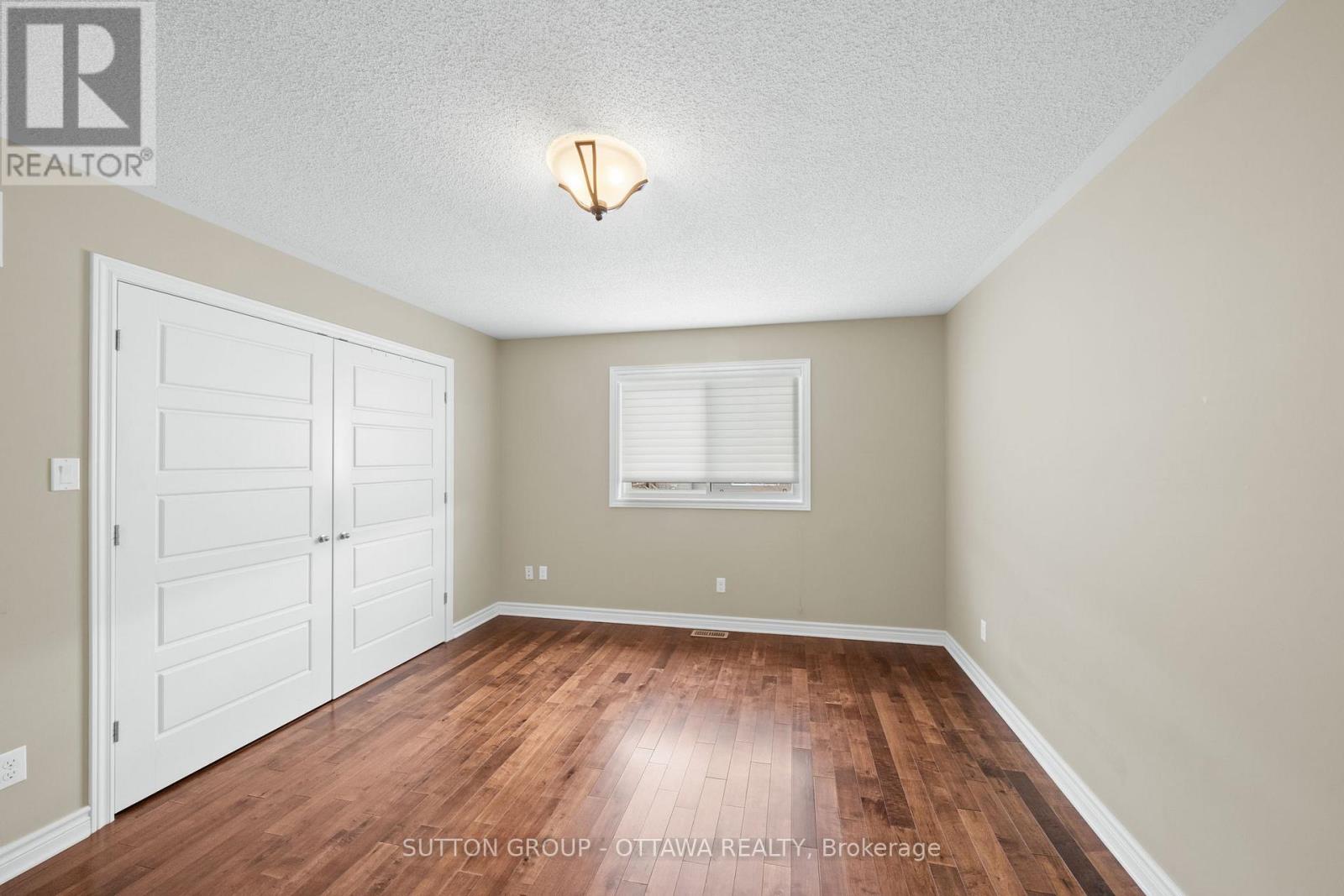 458 Van Dusen Street