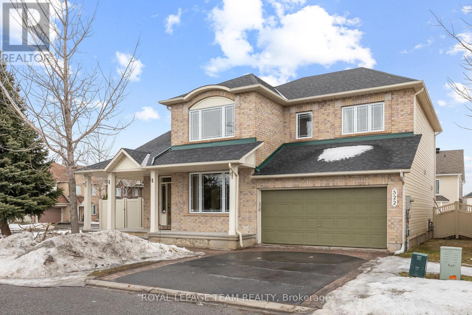 522 Kentmare Crescent