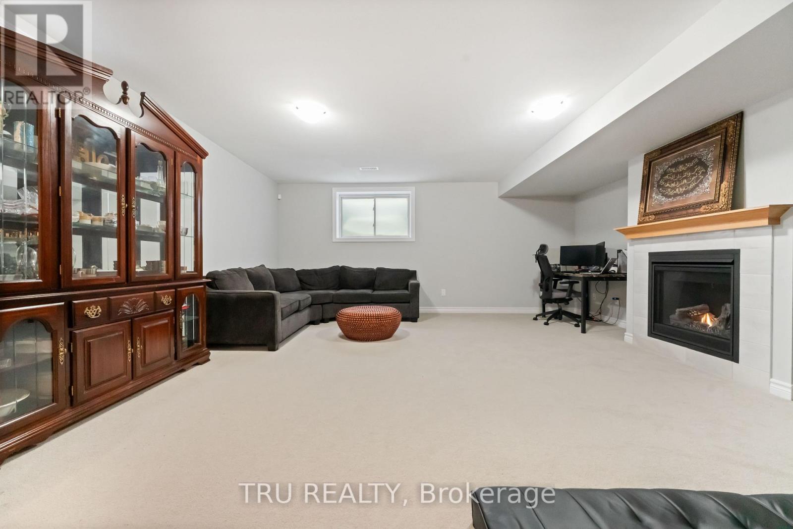 4031 Kelly Farm Drive