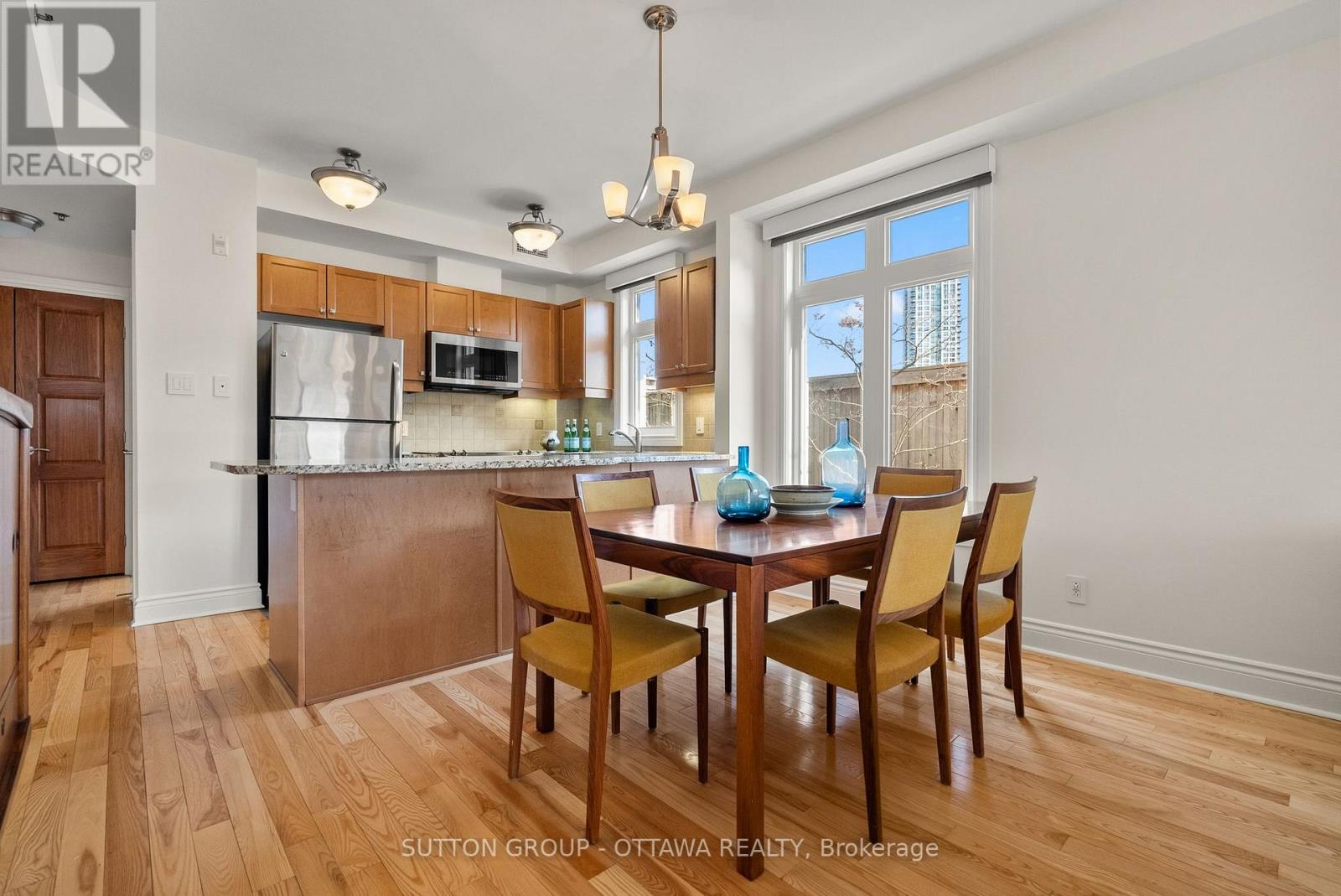 105 - 323 Winona Avenue