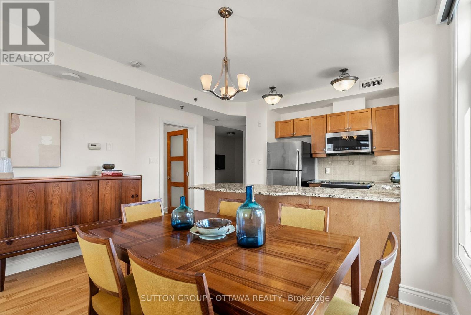 105 - 323 Winona Avenue