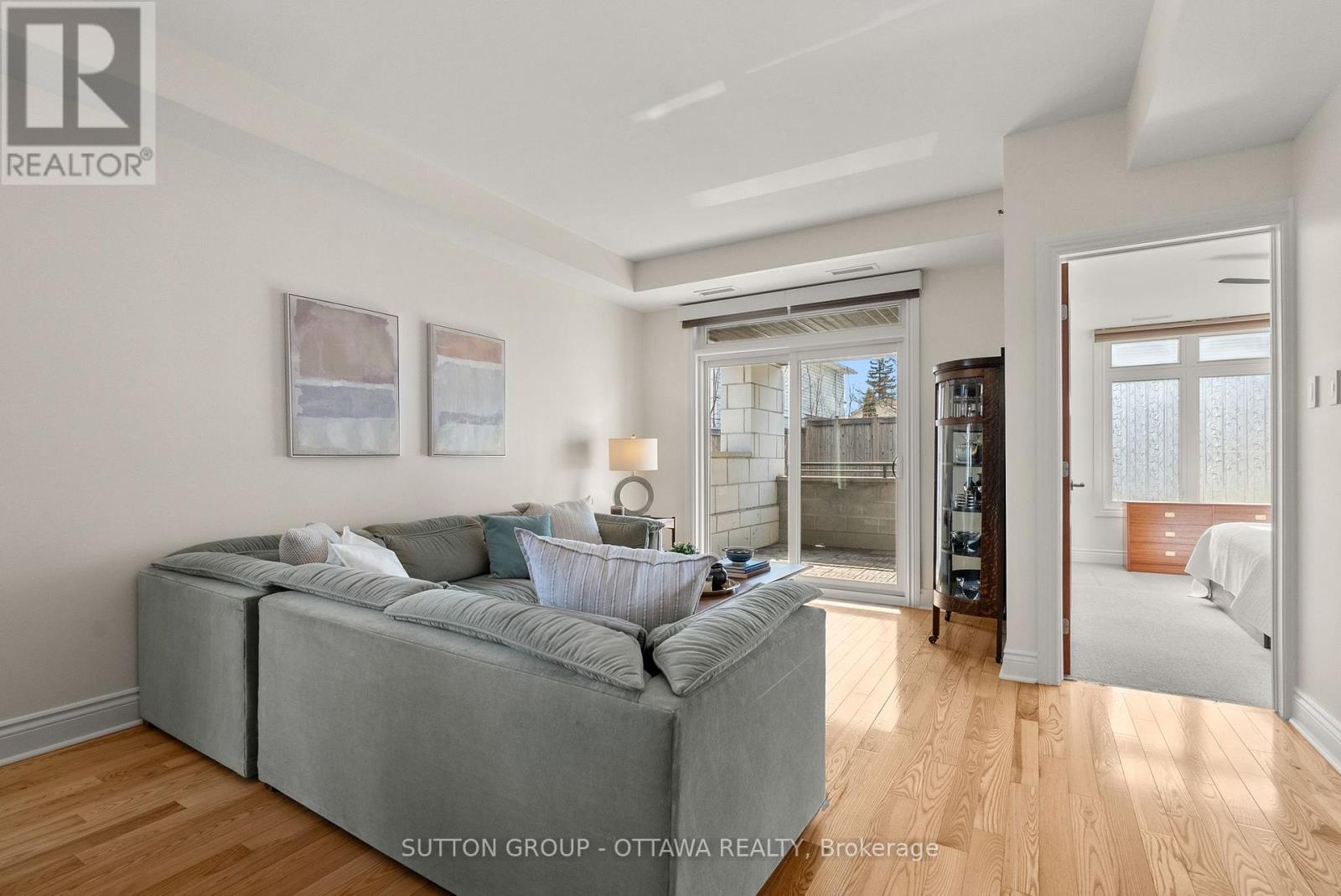 105 - 323 Winona Avenue