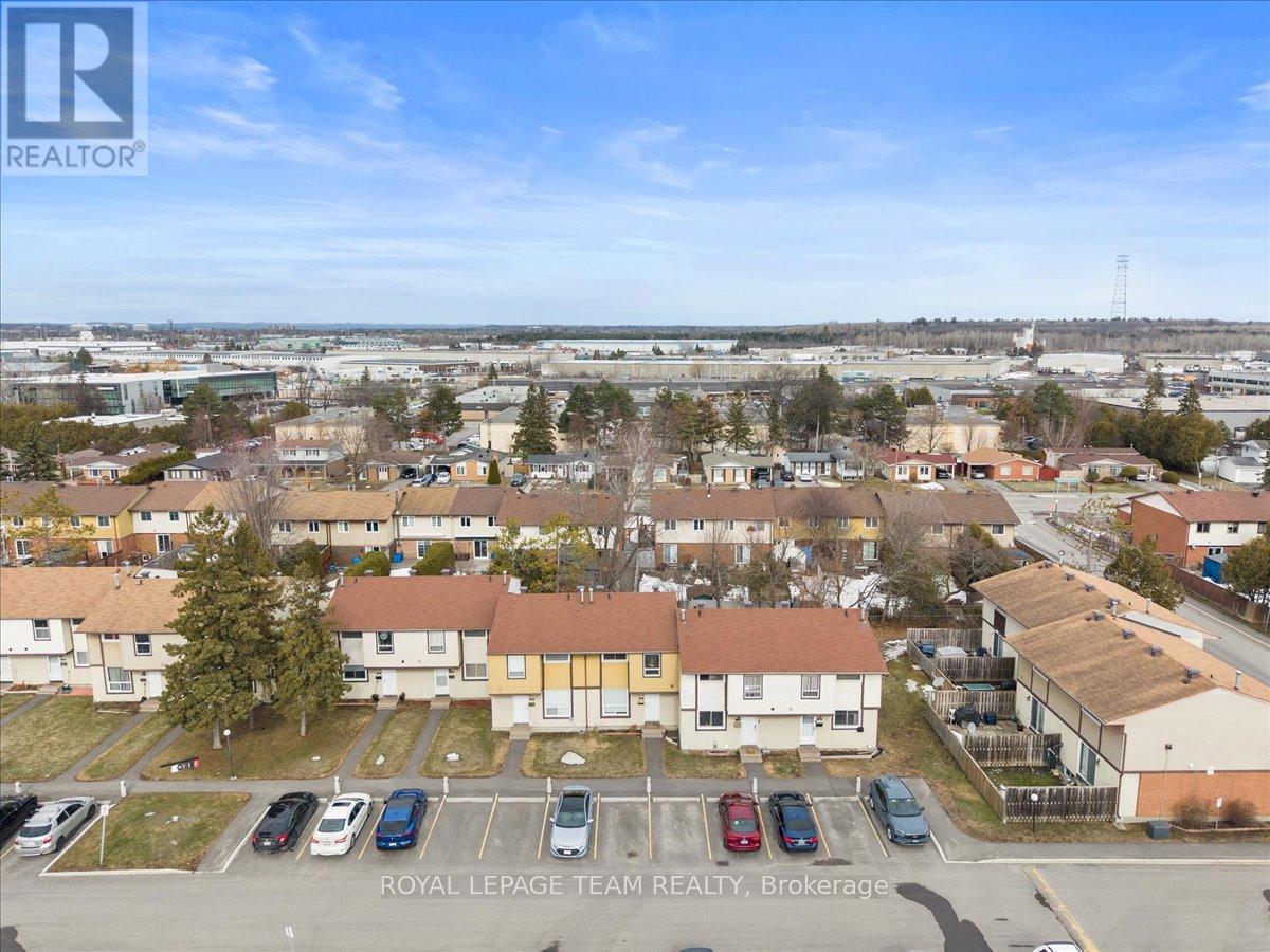 14 - 2570 Southvale Crescent