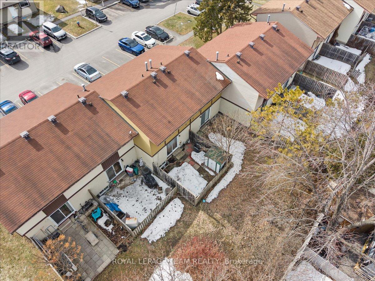 14 - 2570 Southvale Crescent