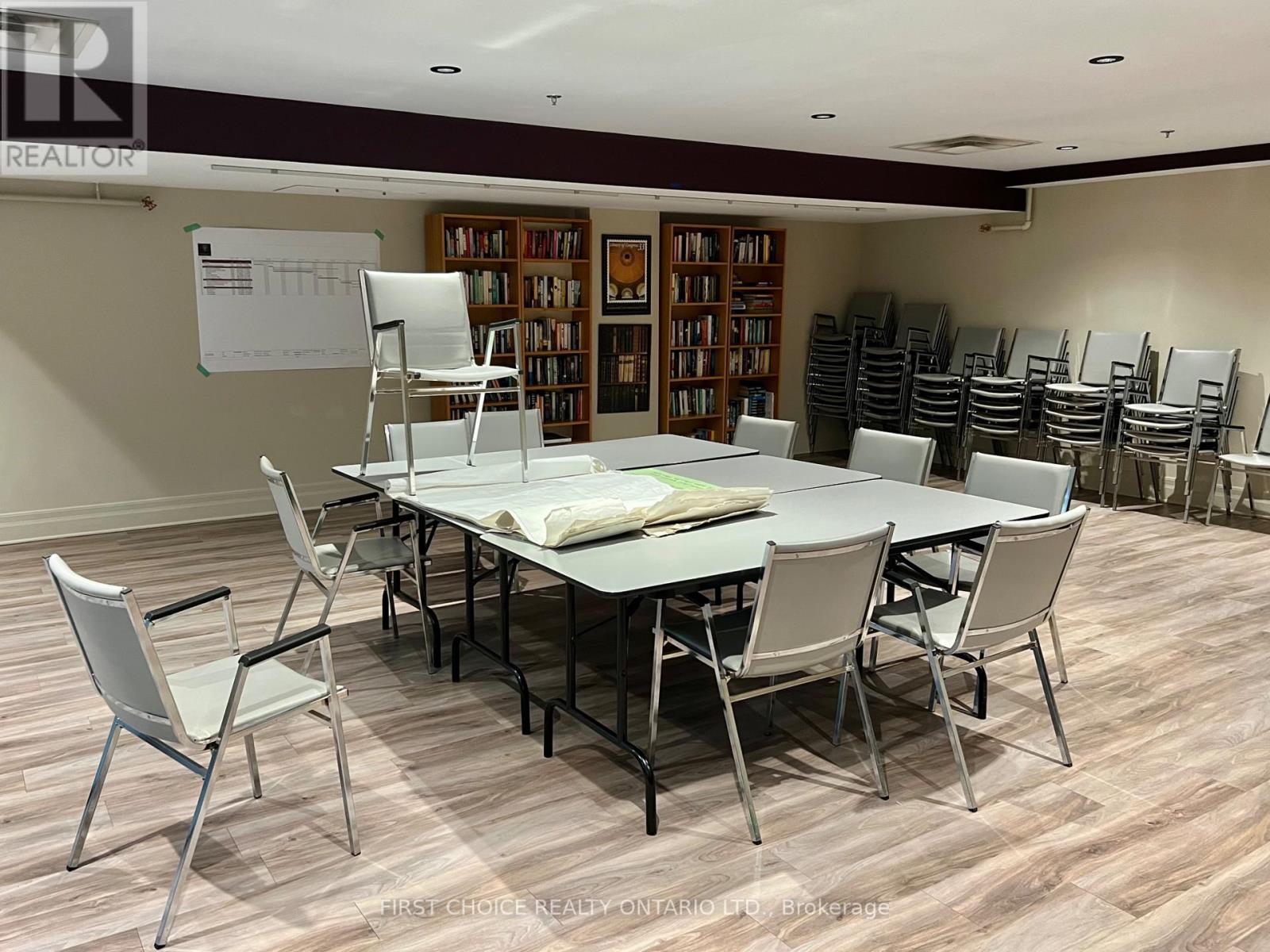 805 - 375 Lisgar Street