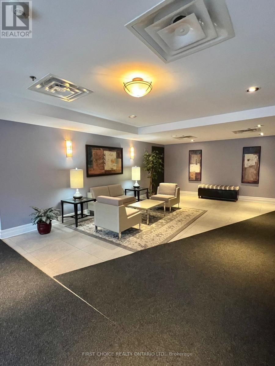 805 - 375 Lisgar Street