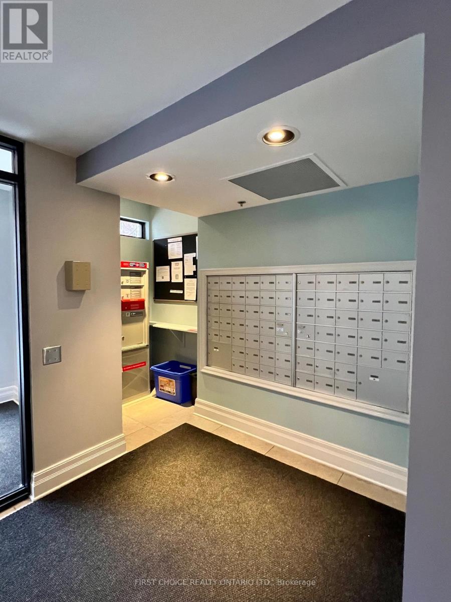 805 - 375 Lisgar Street