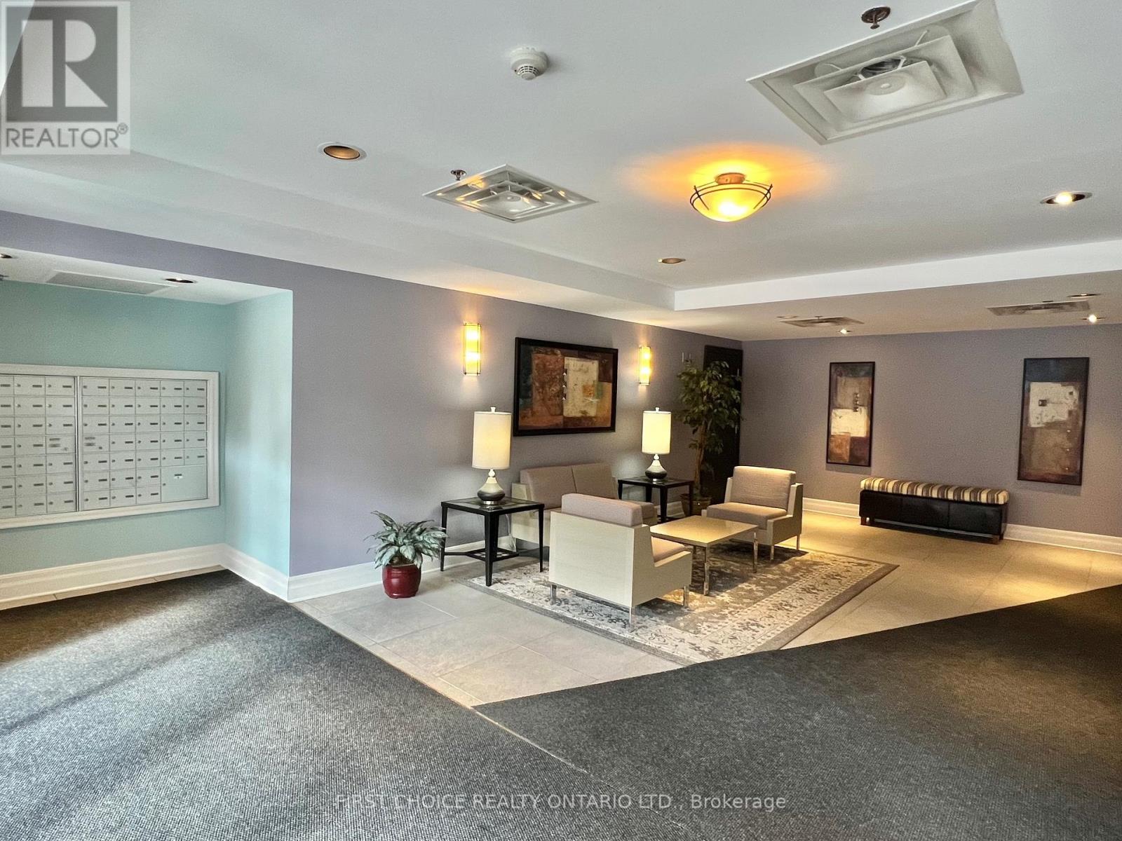 805 - 375 Lisgar Street