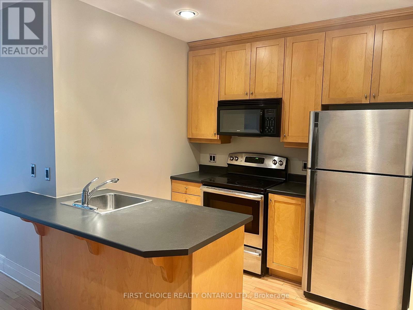 805 - 375 Lisgar Street