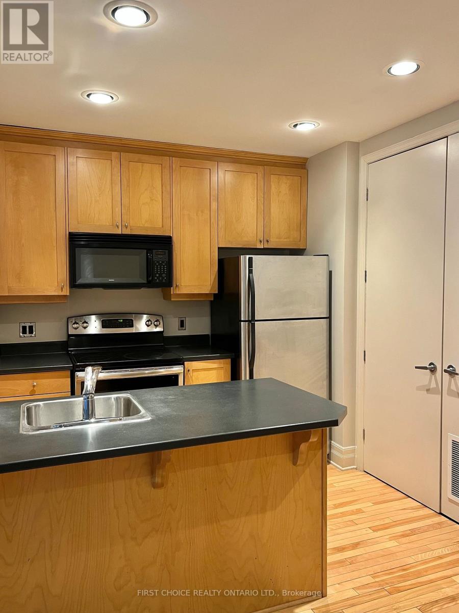 805 - 375 Lisgar Street