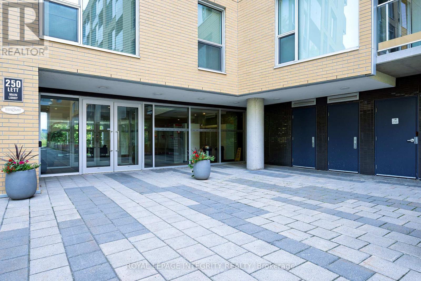 206 - 250 Lett Street