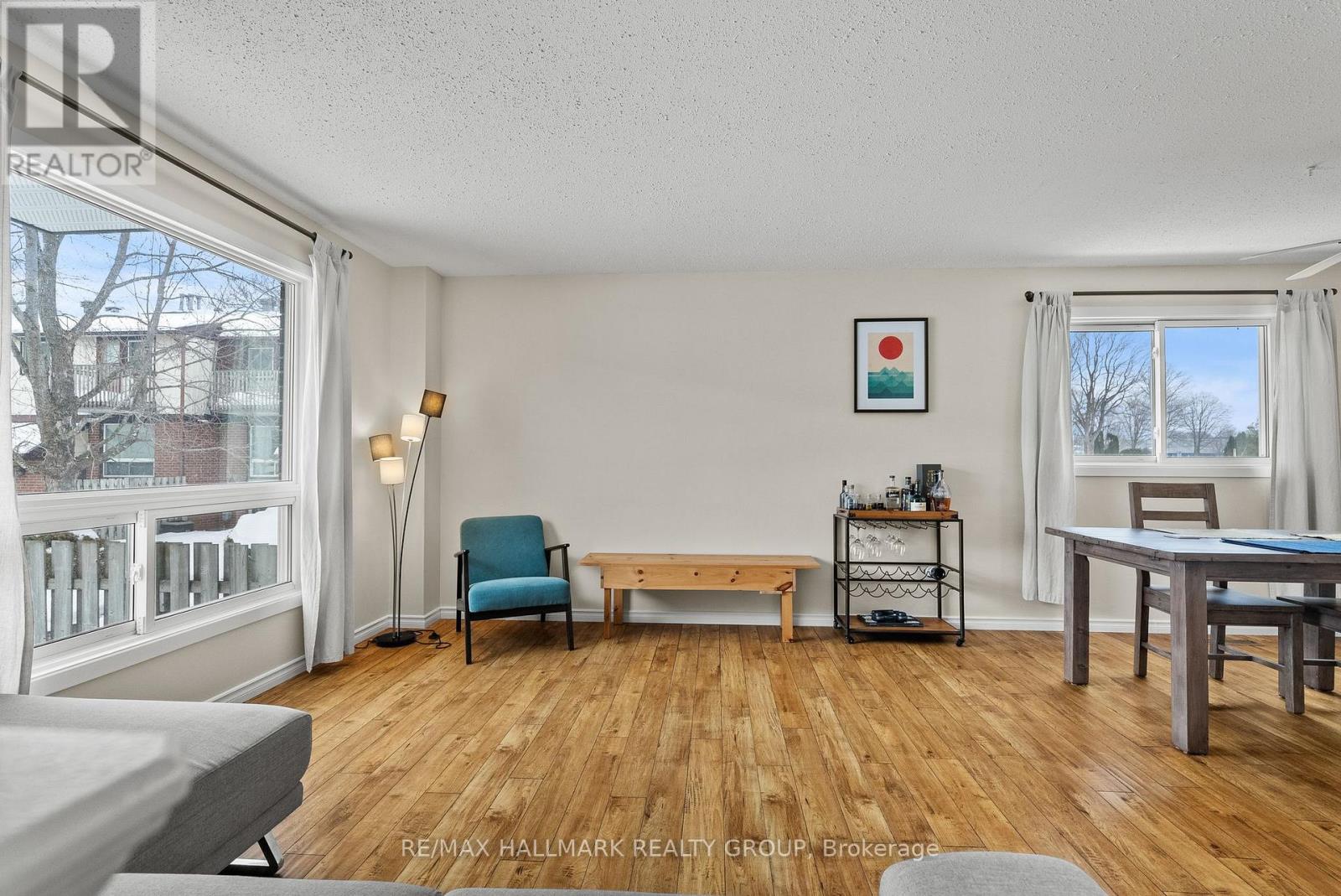 14 - 405 Montfort Street