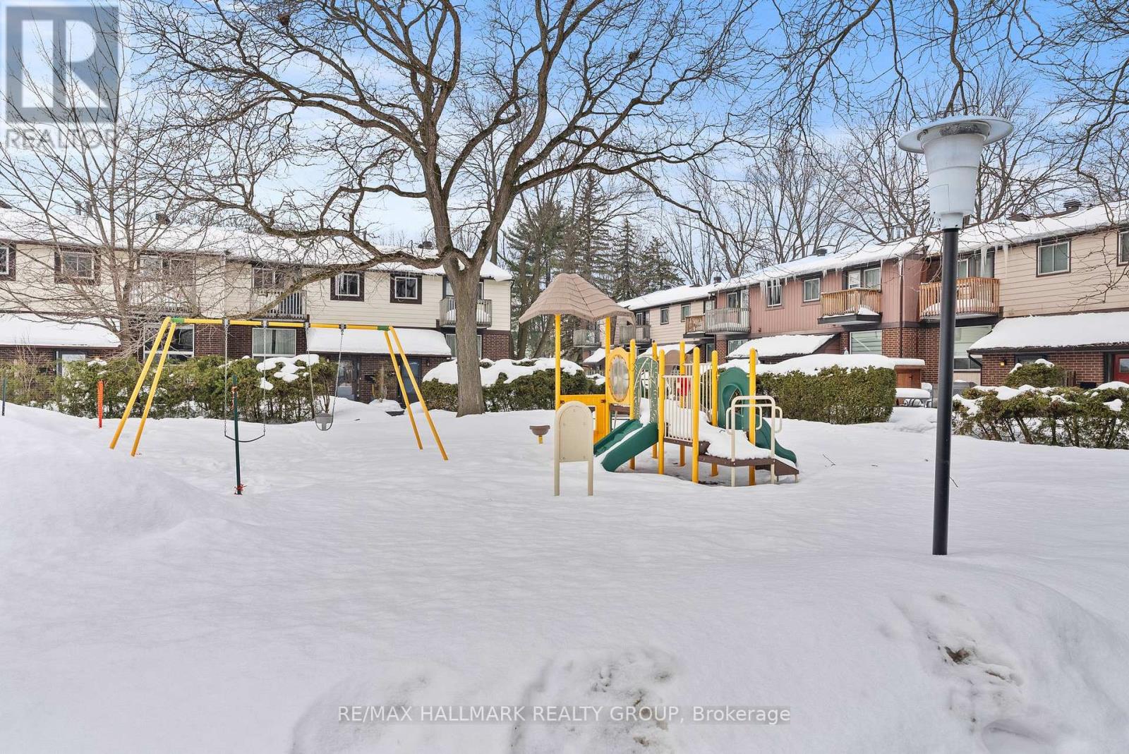 14 - 405 Montfort Street