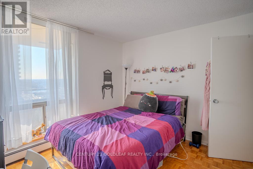 1406 - 505 St Laurent Boulevard