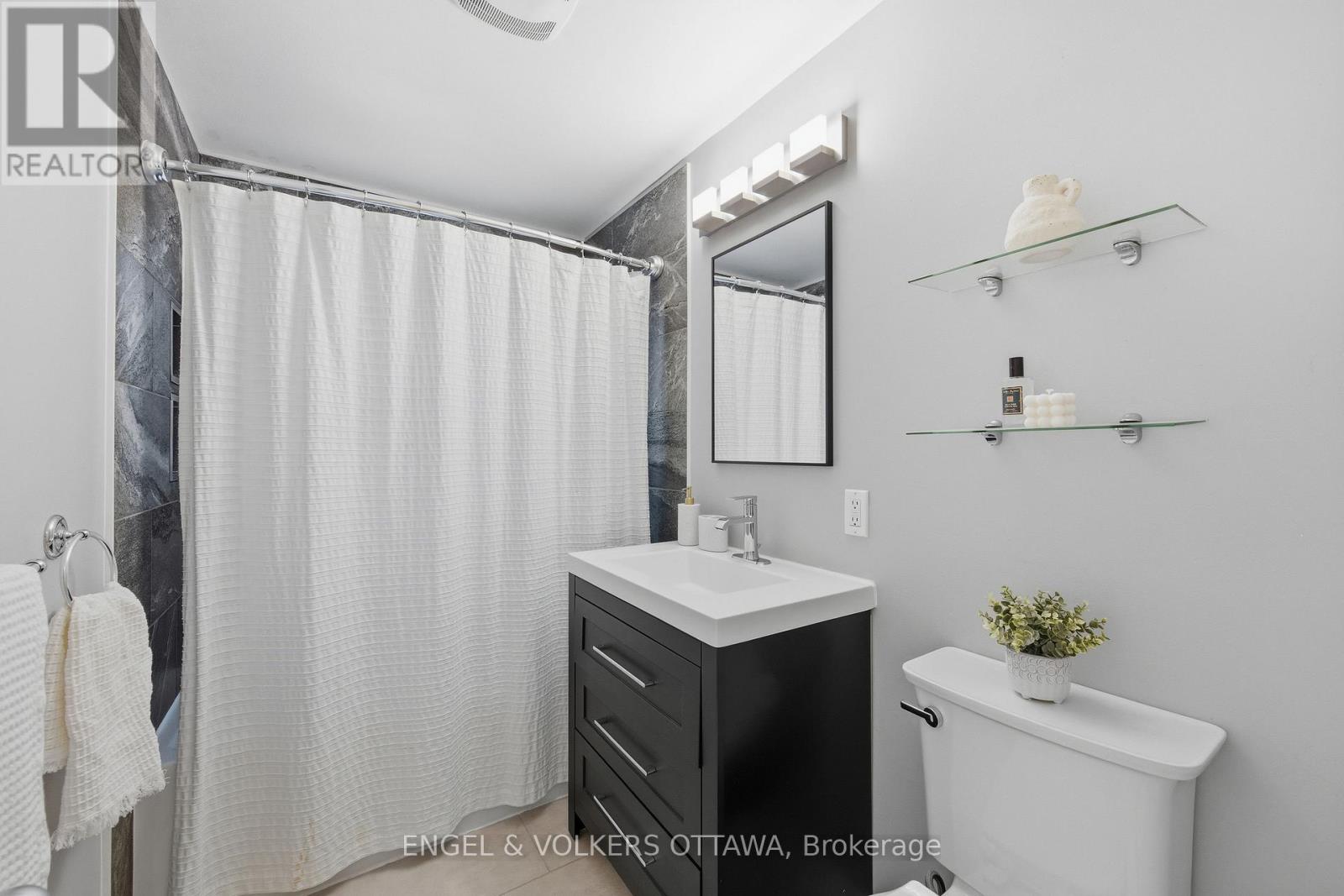 483 Prince Albert Street