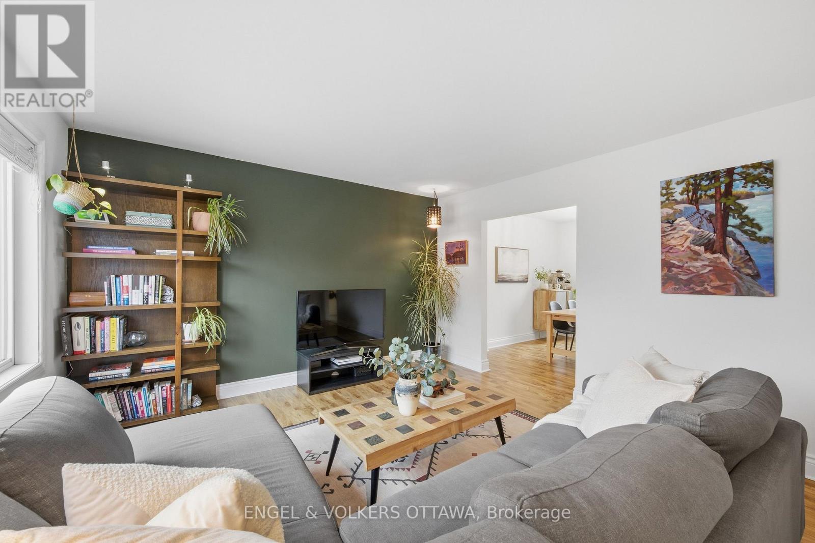 483 Prince Albert Street