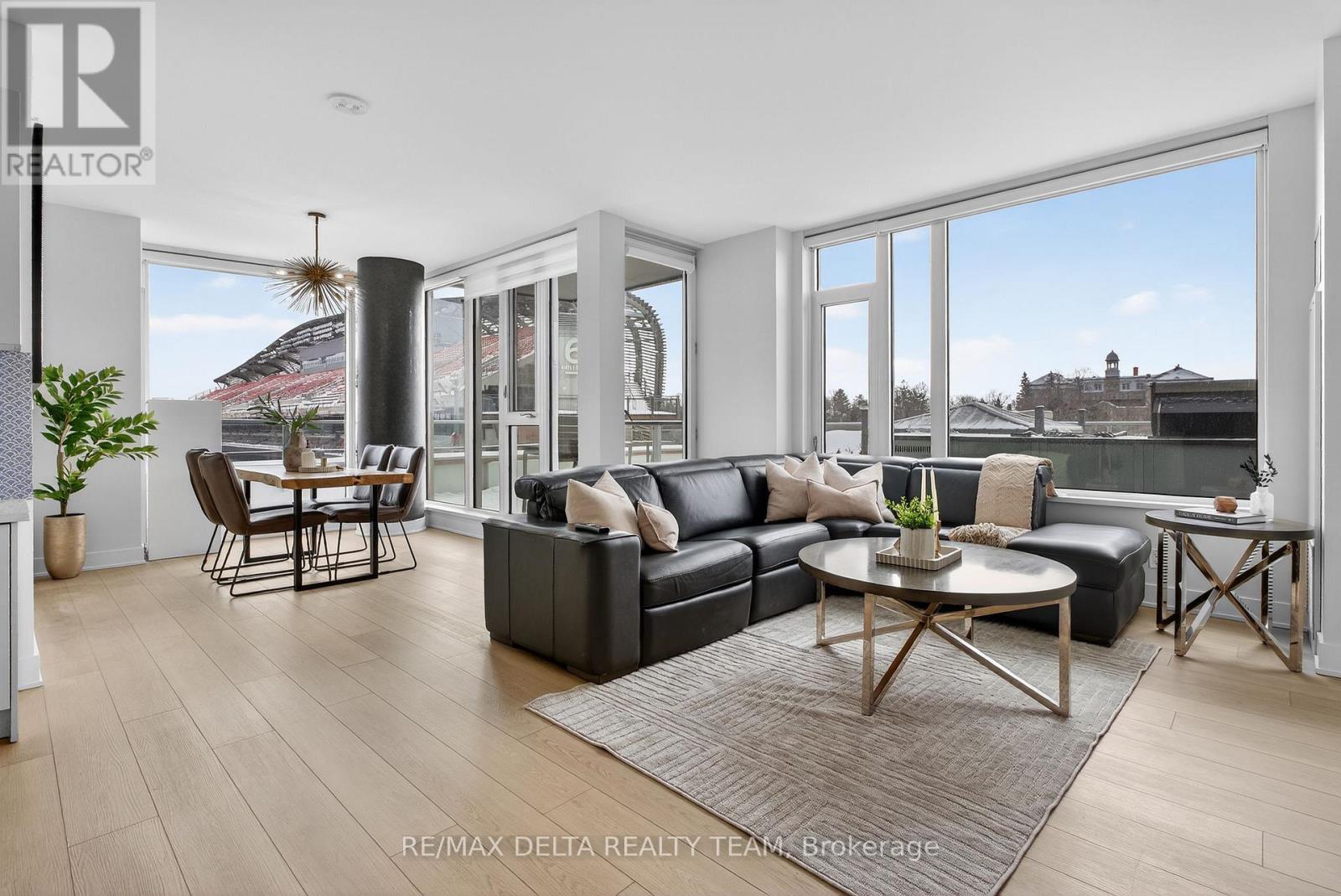 307 - 1035 Bank Street