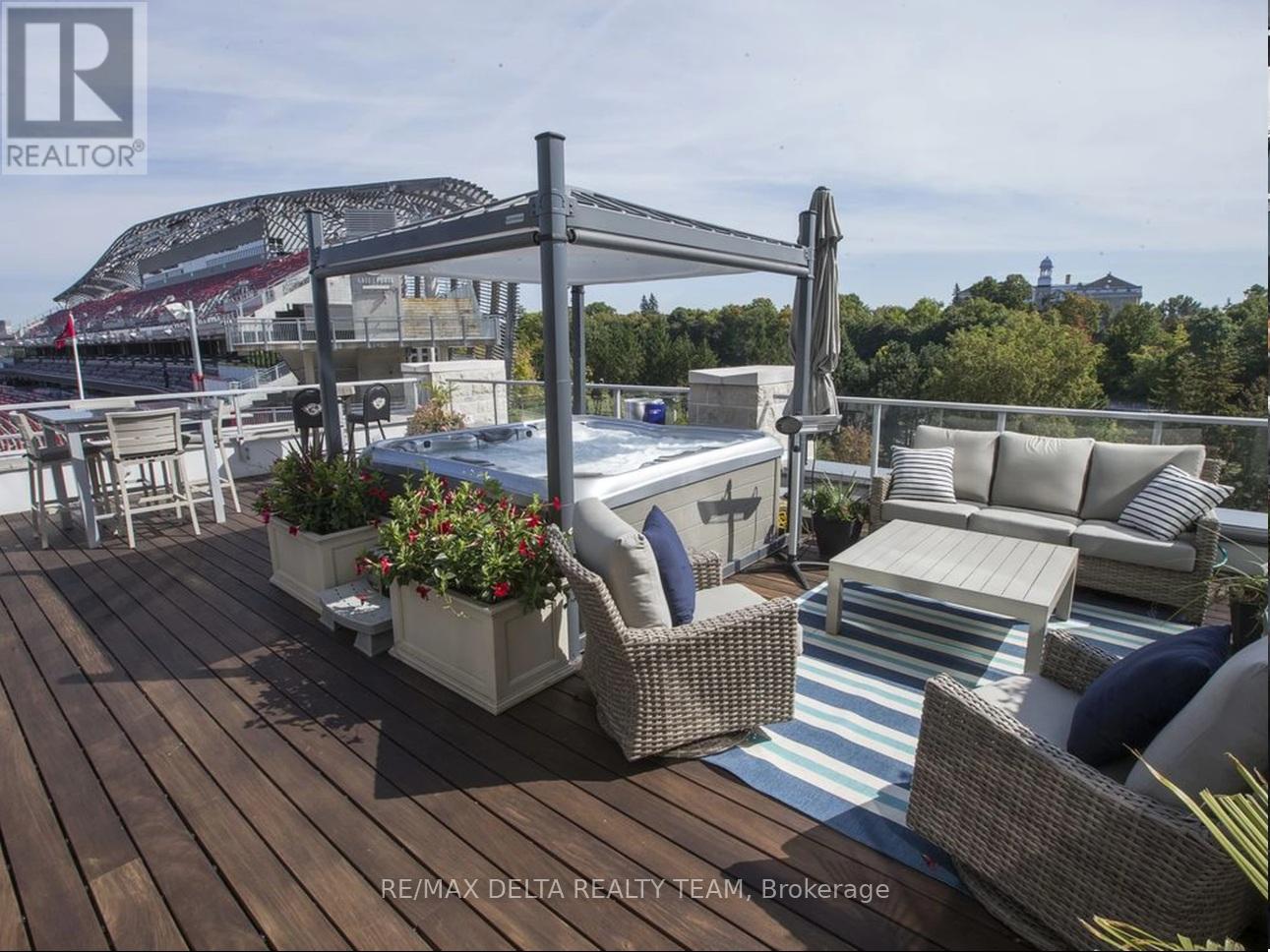 307 - 1035 Bank Street