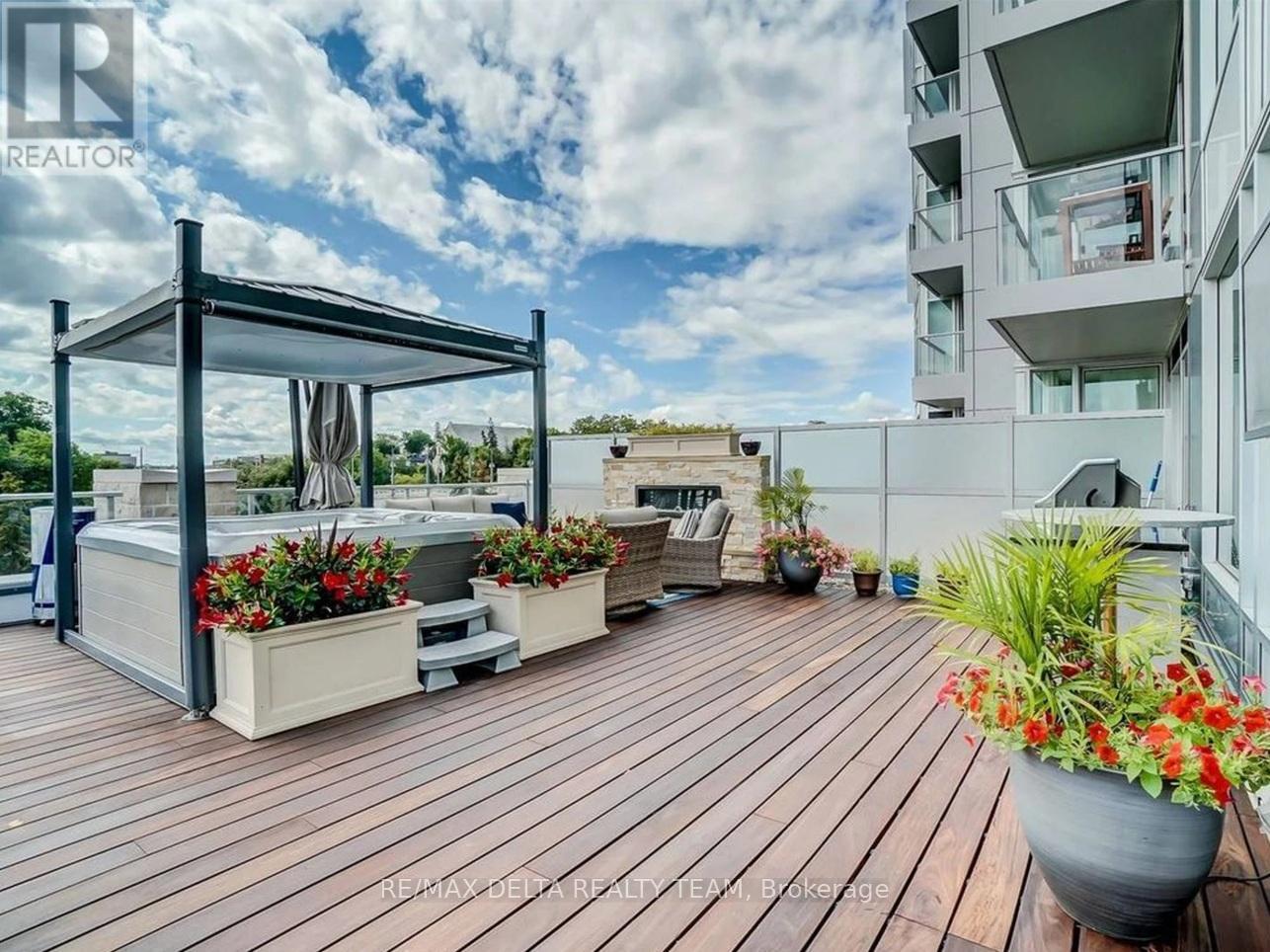 307 - 1035 Bank Street