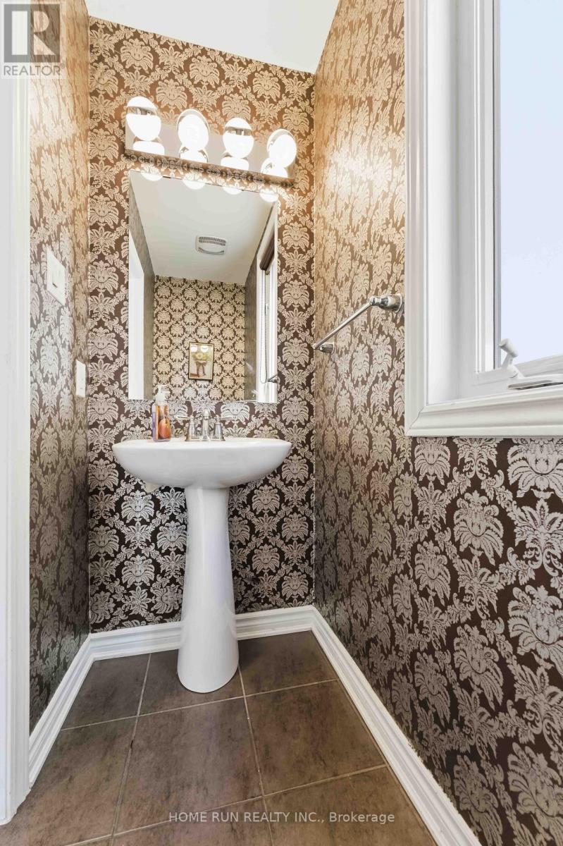 358 Meadowbreeze Drive