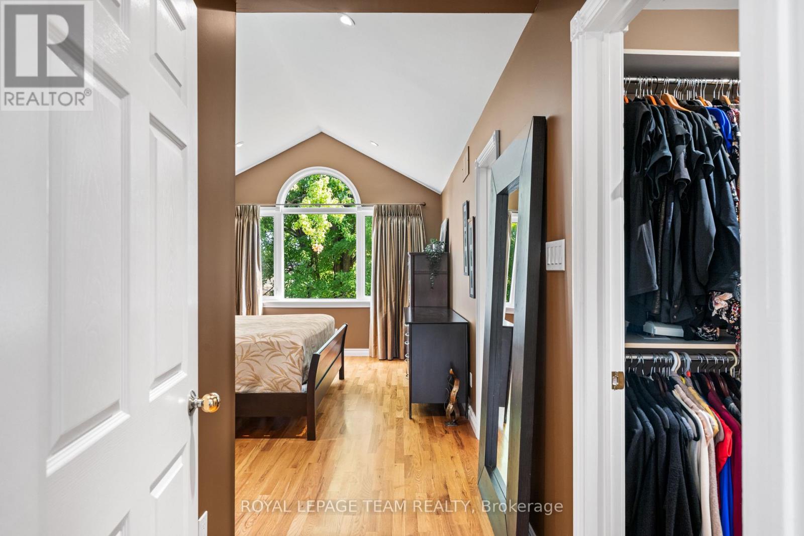 1601 Apeldoorn Avenue