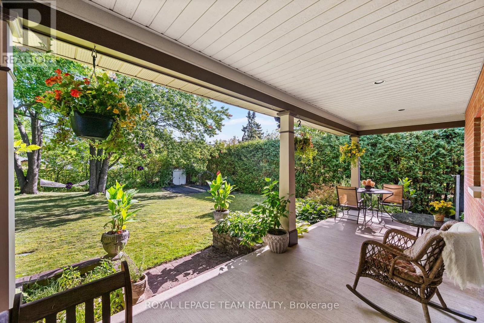 1601 Apeldoorn Avenue