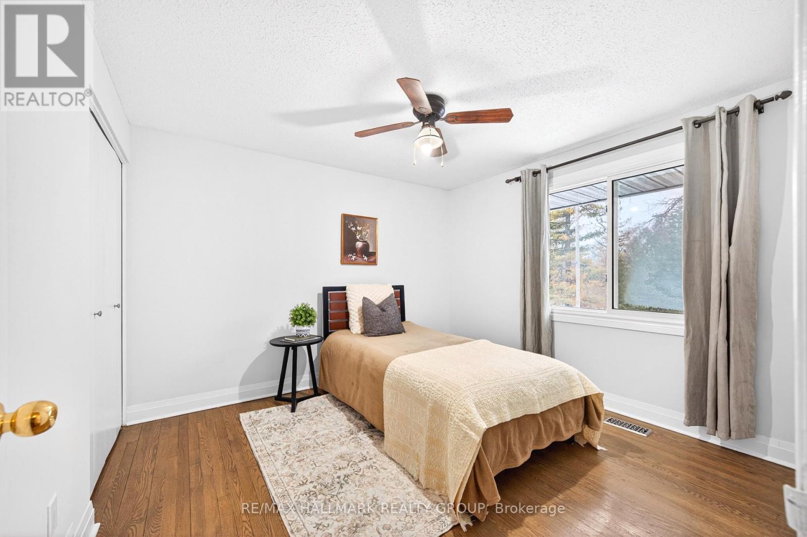 1930 Southampton Court