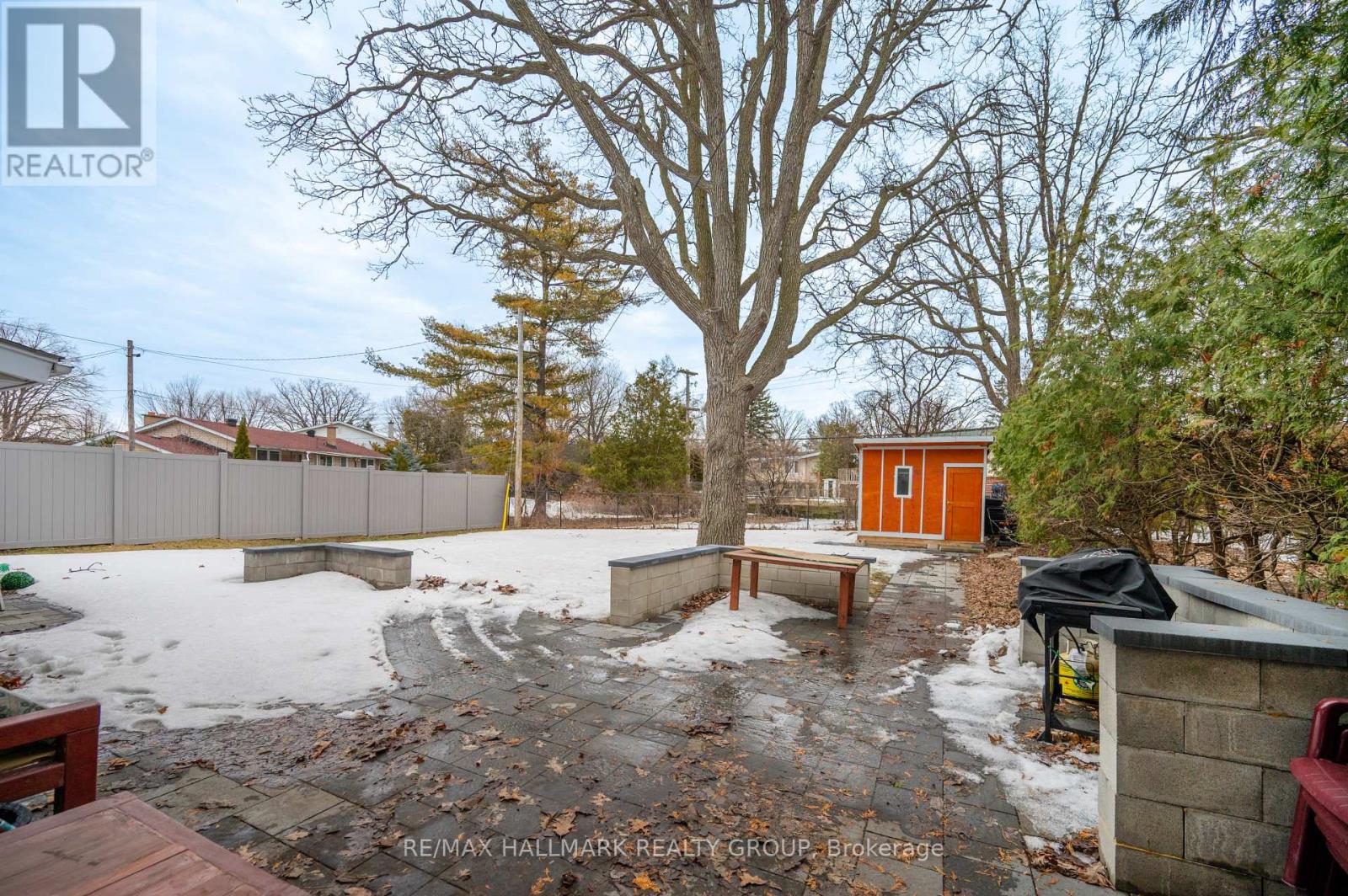 1930 Southampton Court