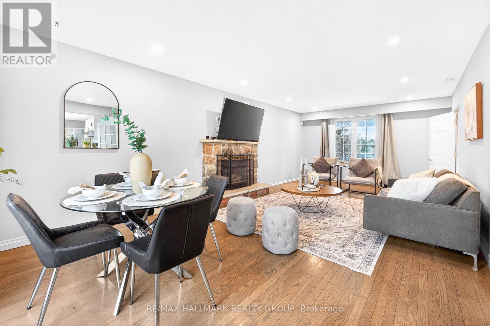 1930 Southampton Court