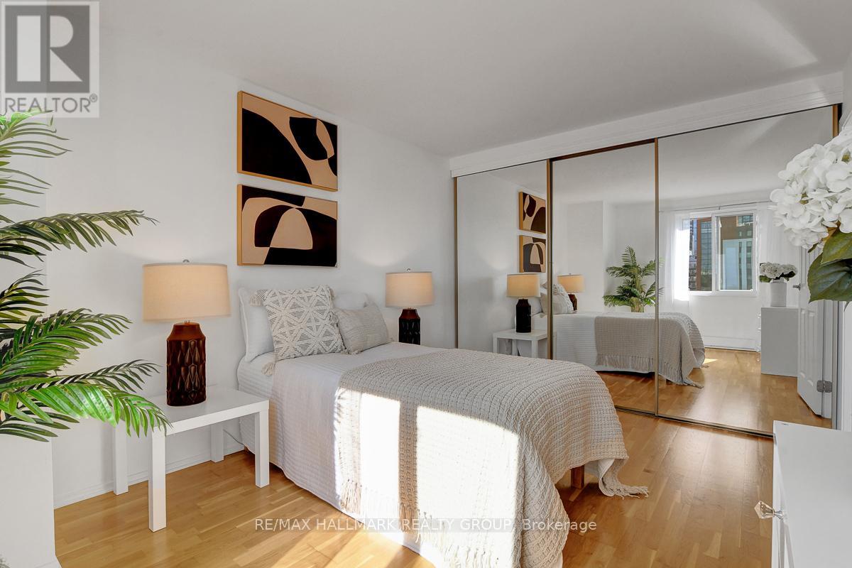 504 - 222 Guigues Avenue