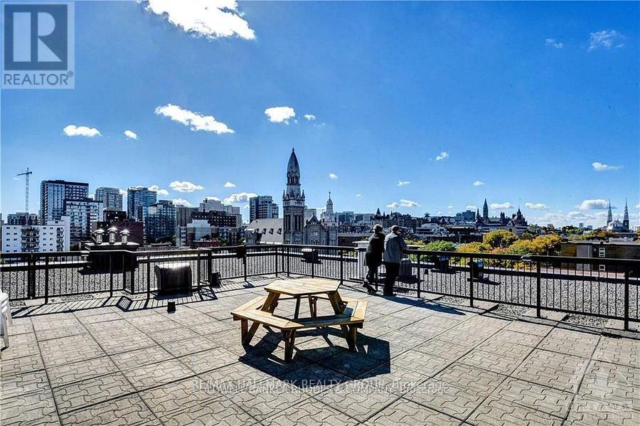 504 - 222 Guigues Avenue