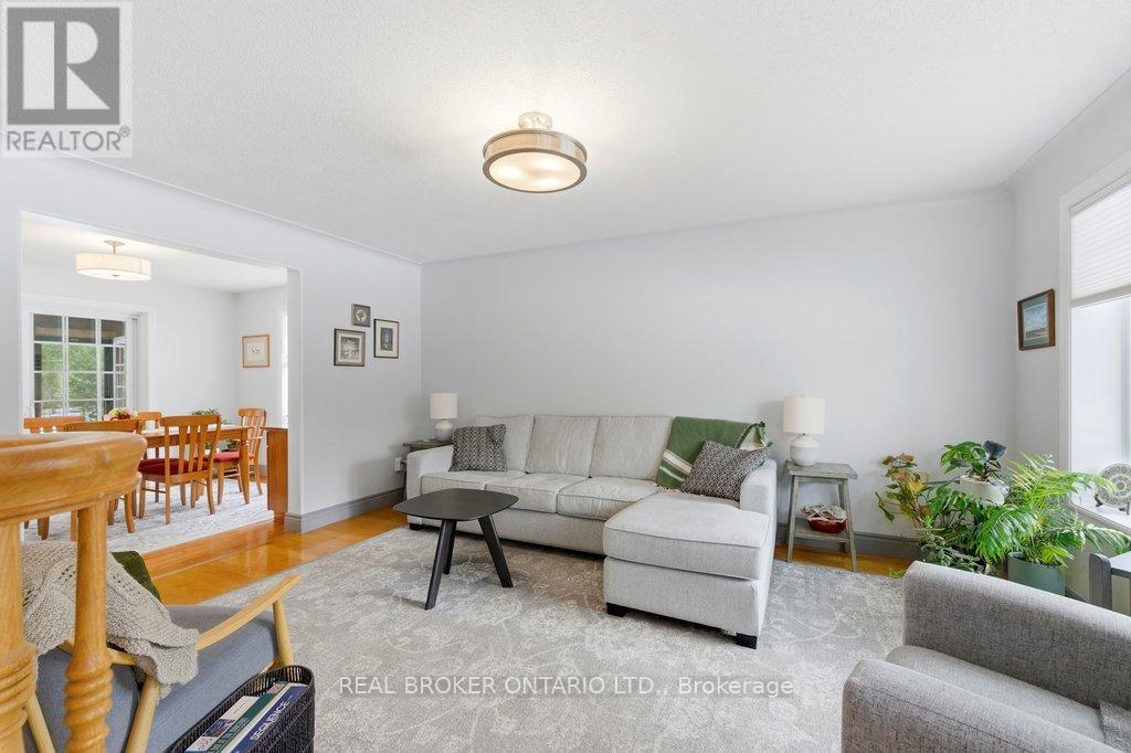 1585 Beckett's Creek Road