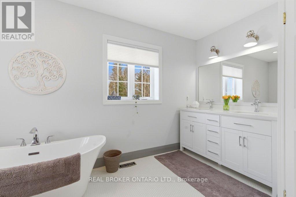 1585 Beckett's Creek Road