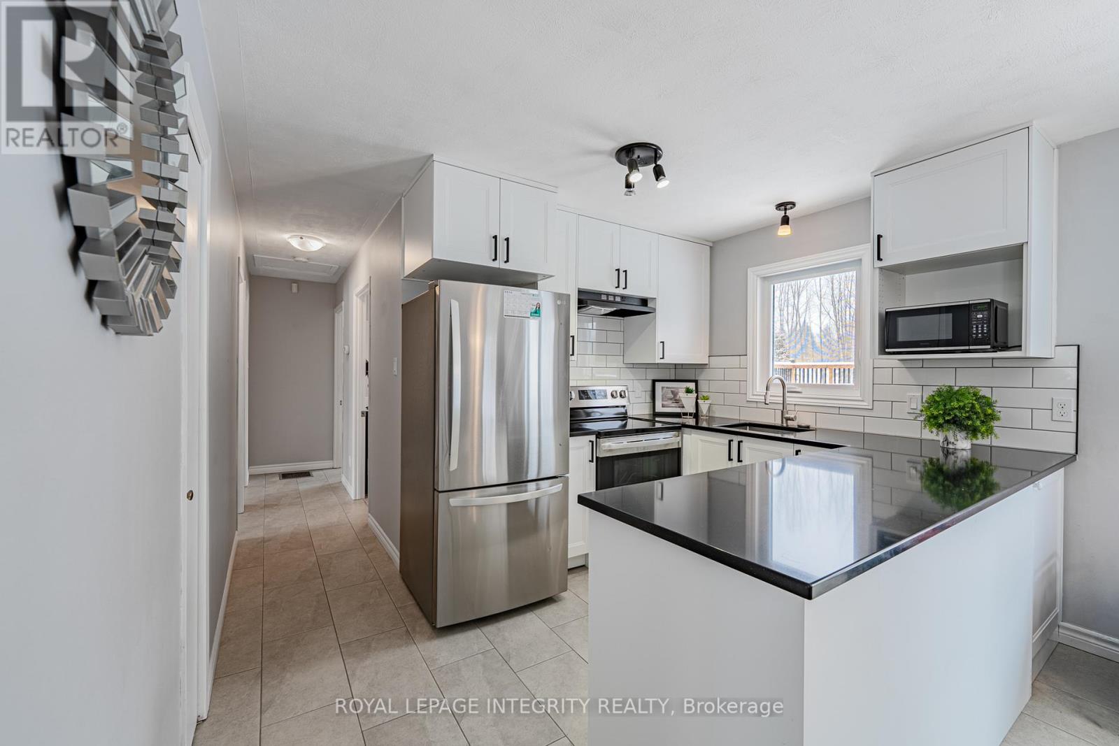 5 - 5 Le Baron Drive