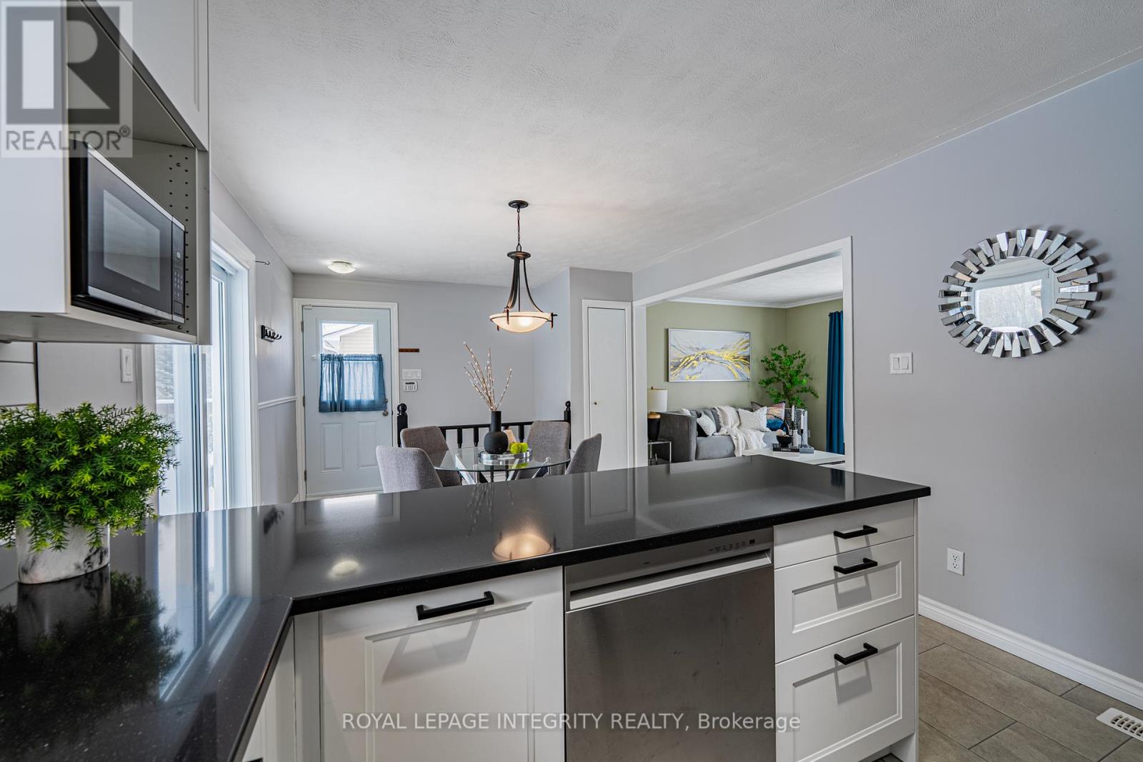 5 - 5 Le Baron Drive