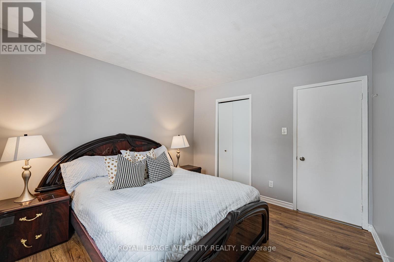 5 - 5 Le Baron Drive