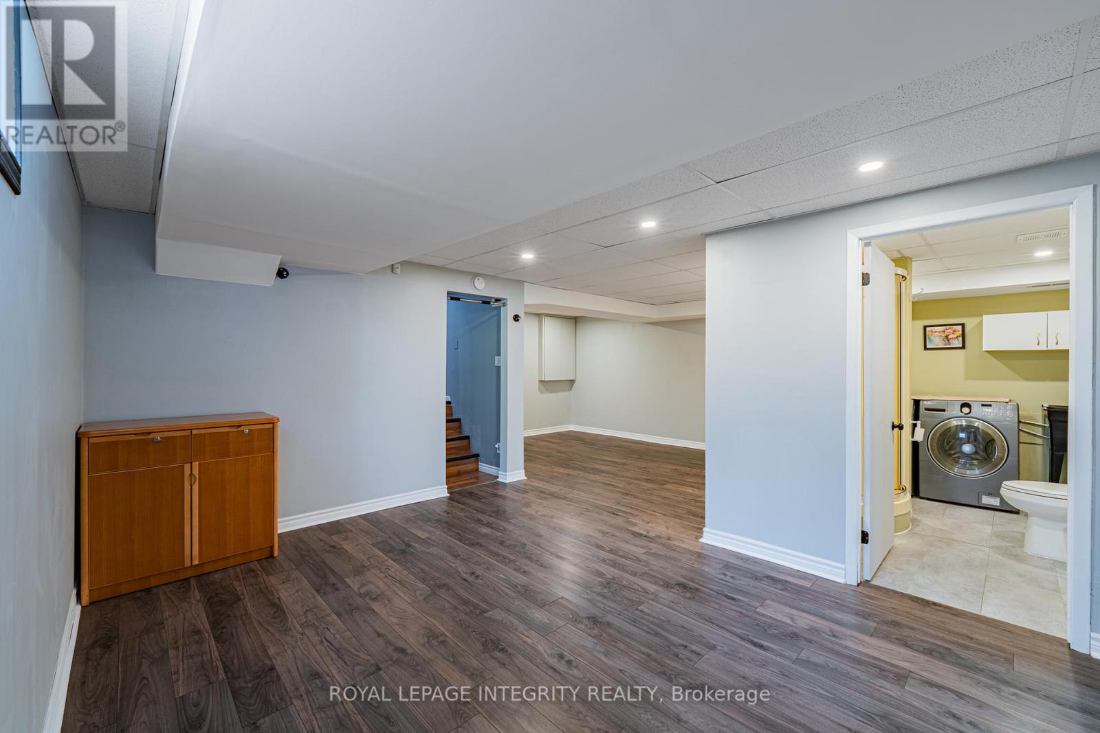 5 - 5 Le Baron Drive