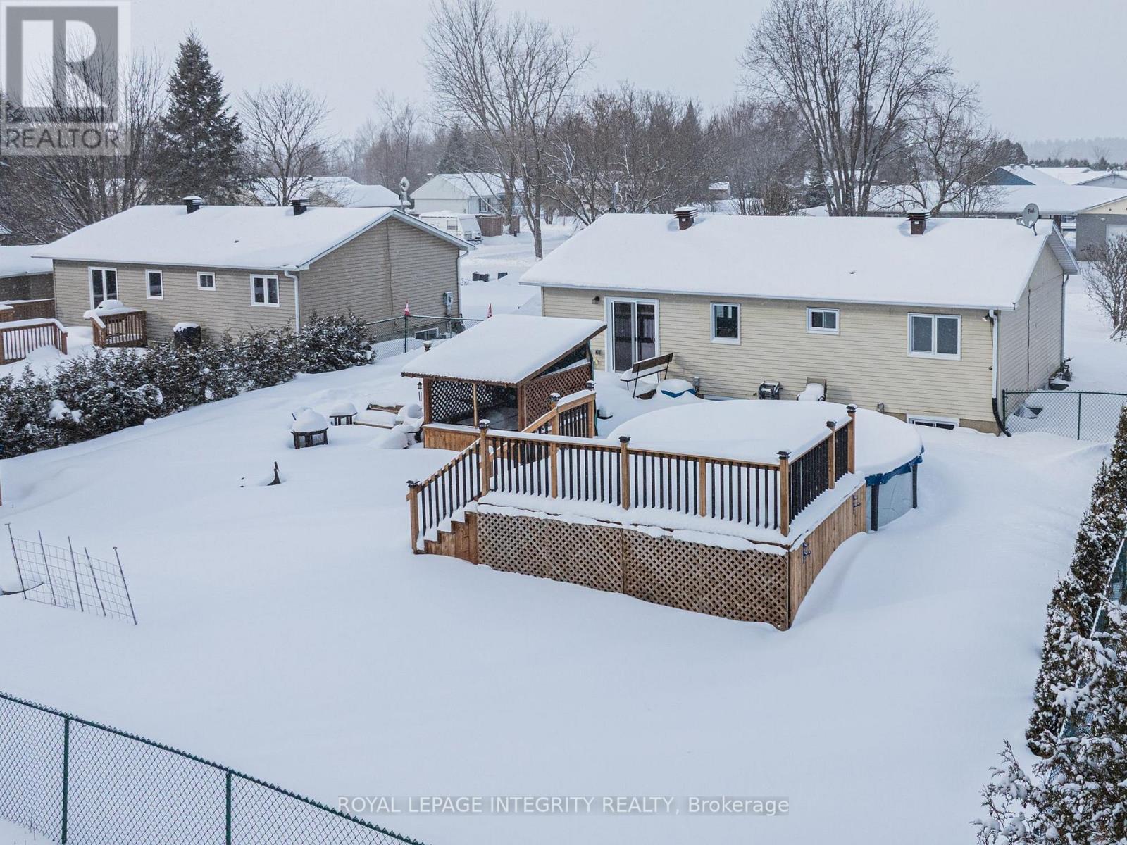 5 - 5 Le Baron Drive