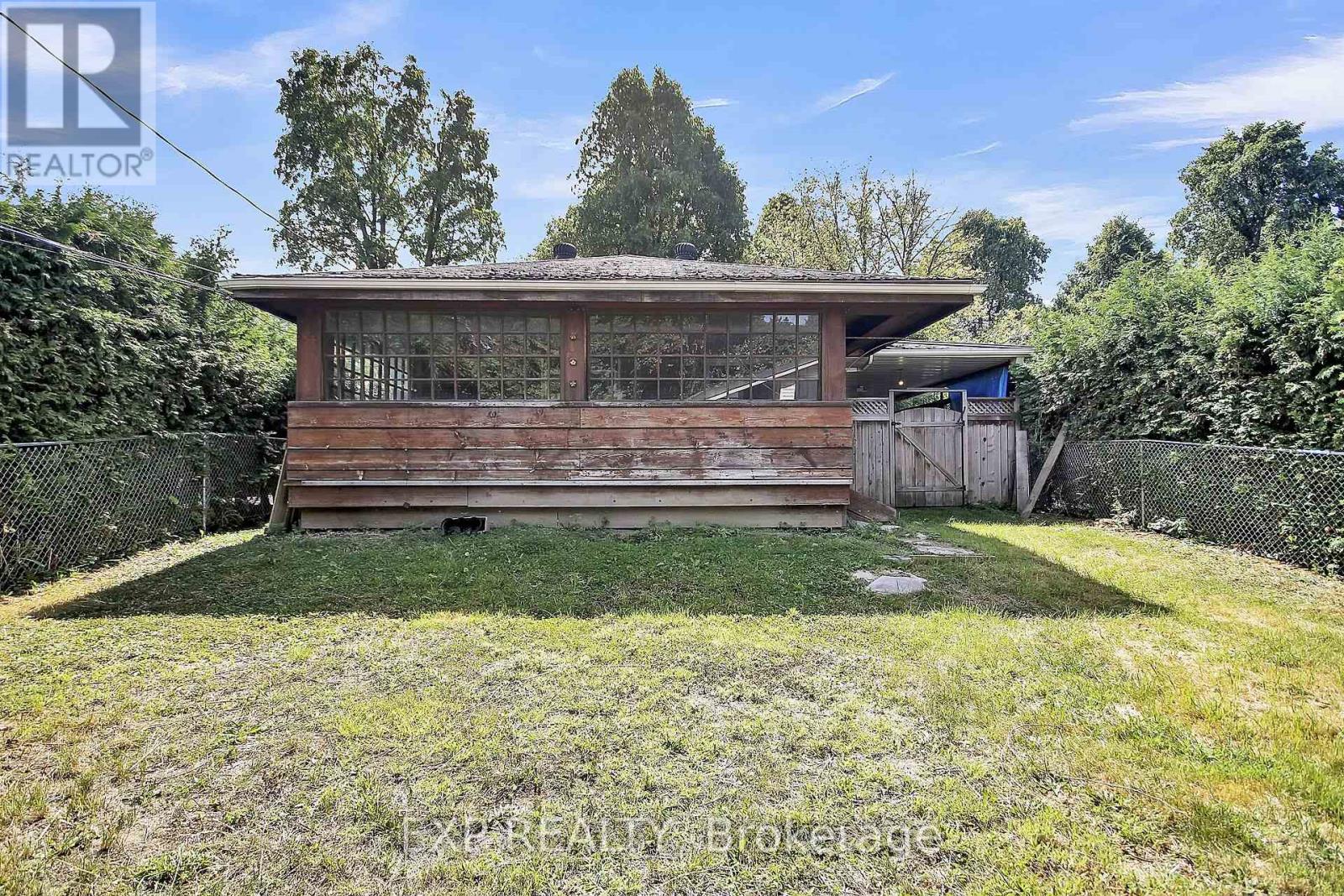 2247 Miramichi Street